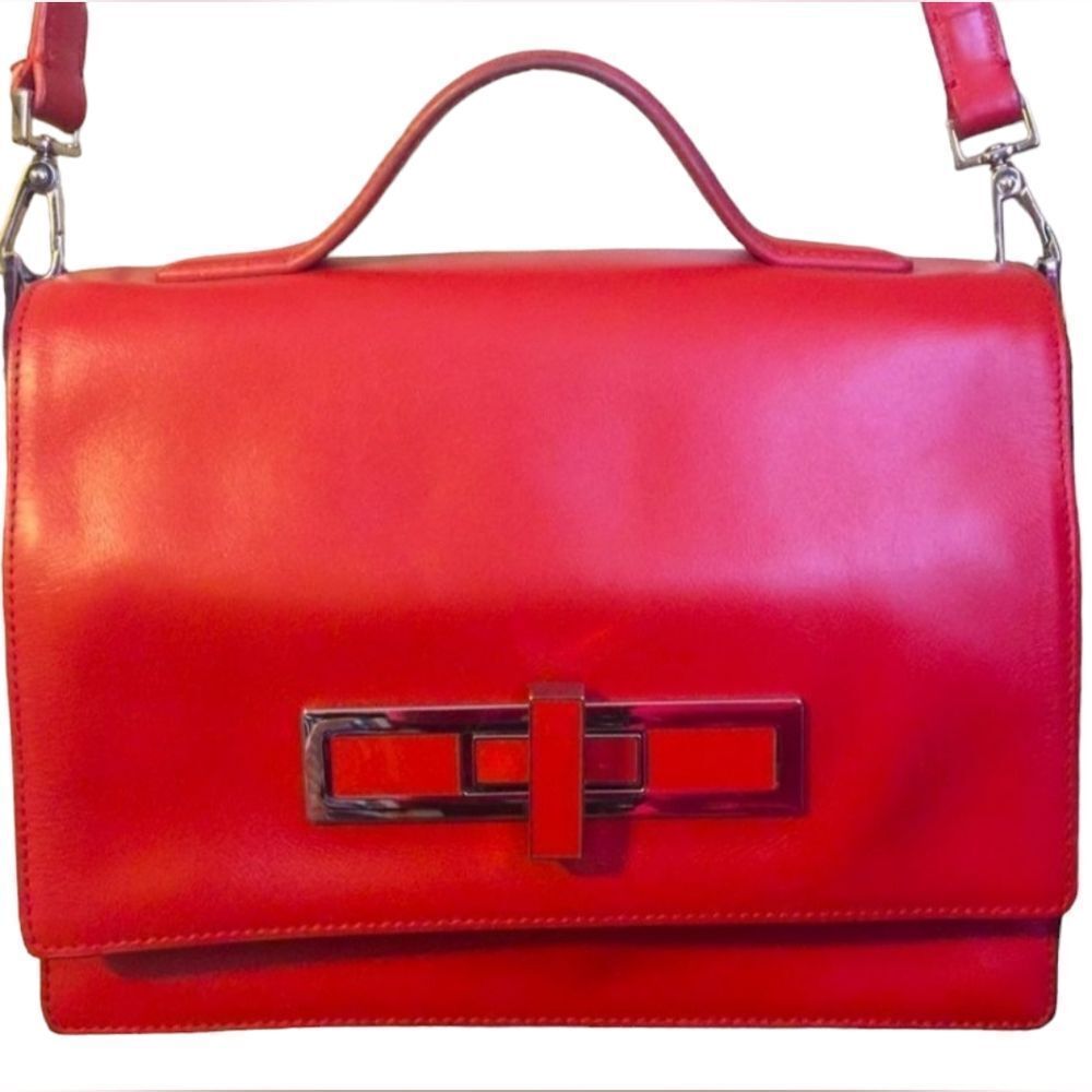 Theysken’s Theory Brand With Soft Red Color. - image 3